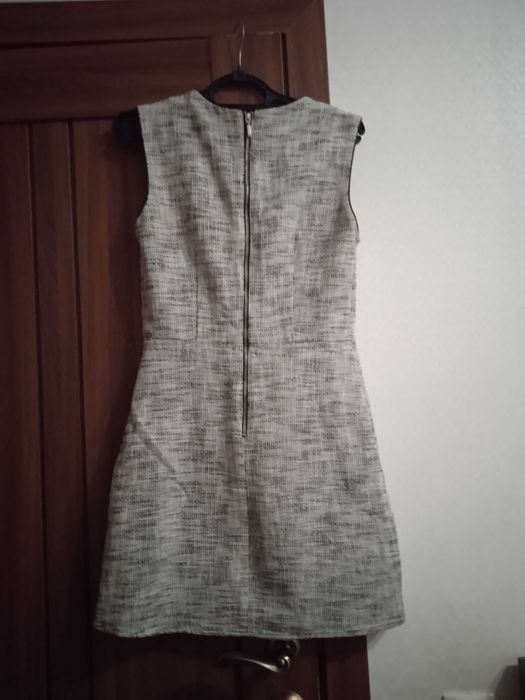 Сукня чорно-біла Н&М