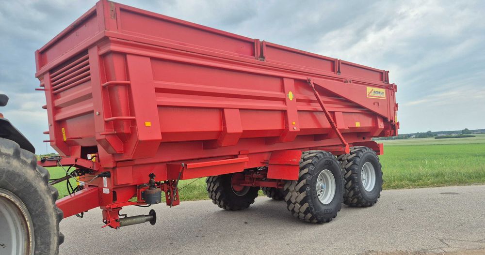 Przyczepa skorupowa wywrotka rolnicza tandem skorupa