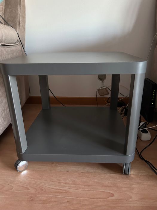 Mesa de apoio ótimo estado
