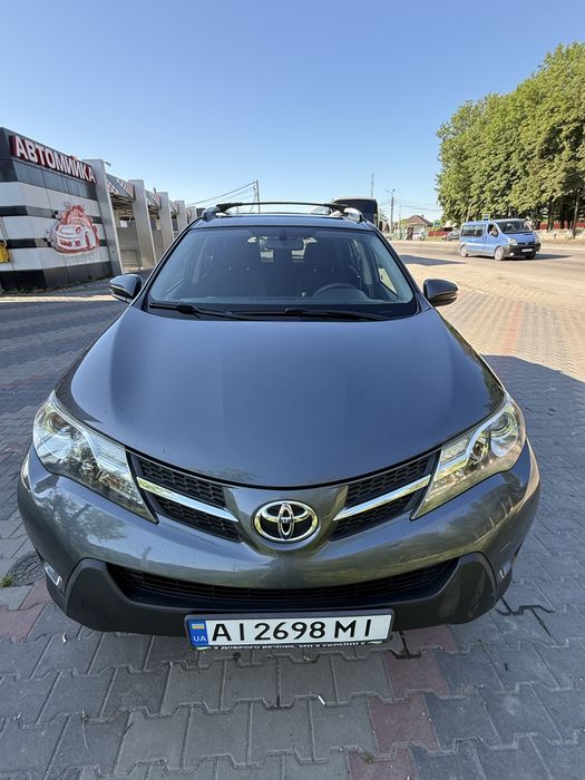 Toyota rav 4 XLE