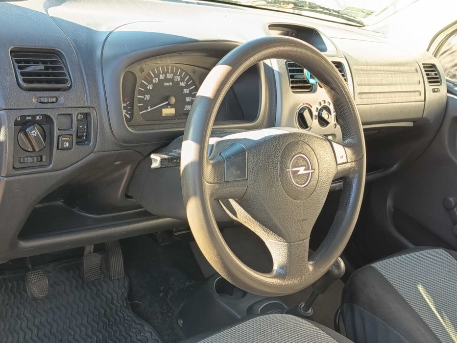 Opel Agila 2004 benzyna 1.2