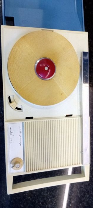 Giradiscos portatil takt tp-51