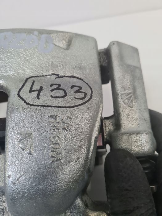 Zacisk Hamulcowy Lewy Przód Ford Transit Mk8
