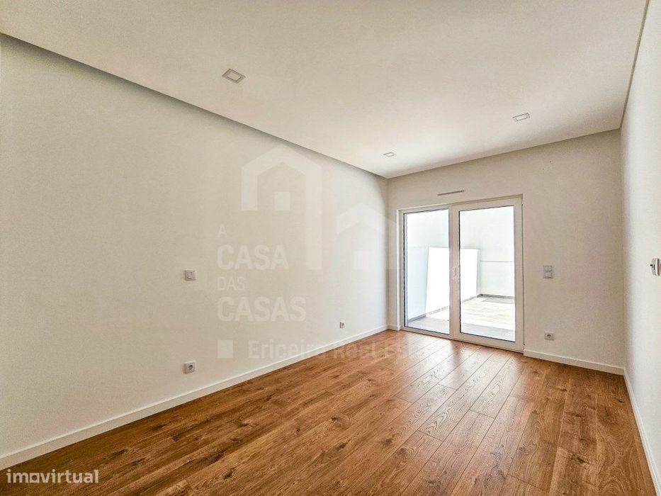 Vende Apartamento T2 - Ericeira, A Casa das Casas
