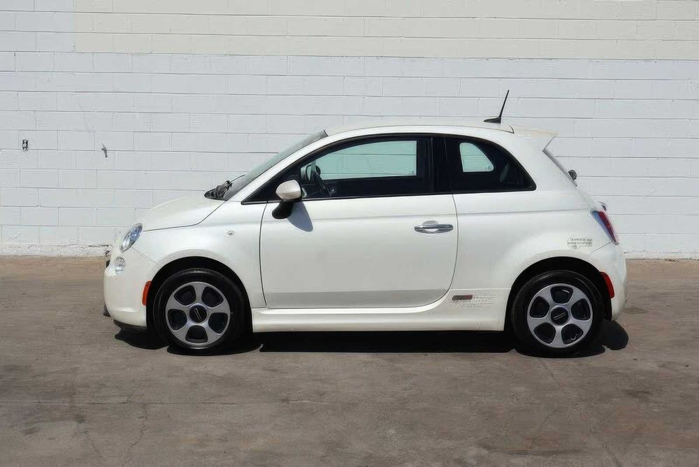 Fiat 500E      2017