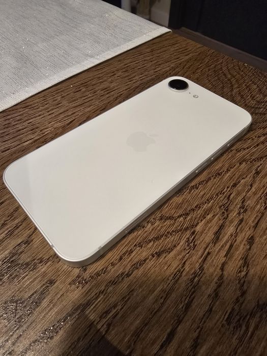 Iphone 16e 128gb gwarancja bateria 100%