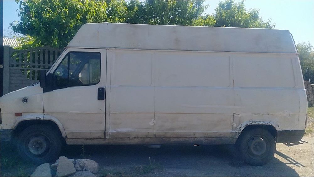Продам два фиата дуката и грузовой и пасажыр одна цена на двоих