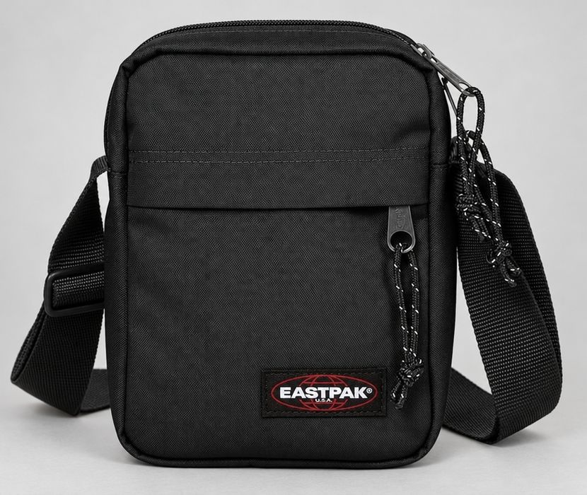 Сумка через плече Eastpak The One Істпак чорна текстильна | Сумка через плечо Eastpak The One Истпак черная текстильная