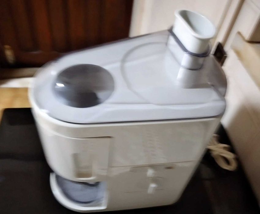 Máquina de sumos Philips