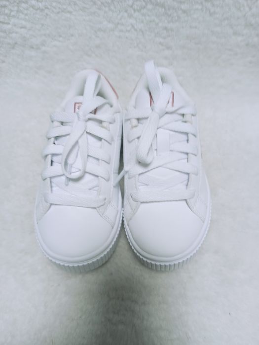 Оригінал Fila, 28 розмір, устілка 18 см, кросівки для дівчинки