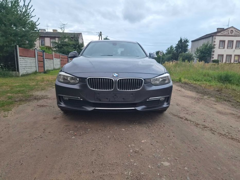 Bmw f30 2.0d 184km manual n47d20c Kolor Mineral Grau Metallic - B39 wszystkie czesci. Czarny sufit,czarne sporty skora,kiera m-sport