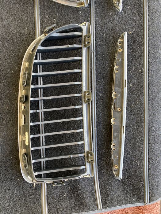 Grelhas da Frente BMW 320