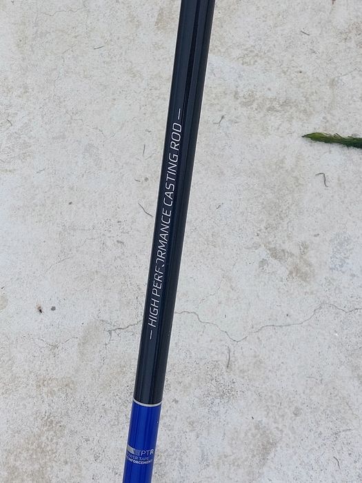 . Conjunto cana de pesca Vega 4.50 telescópia mais carret