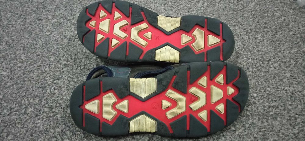 Buty, sandały dla chłopca r. 35 Lasocki