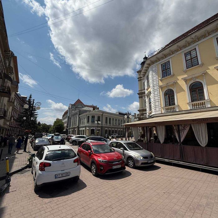 Оренда виняткового комерційного приміщення в одній із найпрестижніших та найпрохідніших локацій міста. - Widok 4