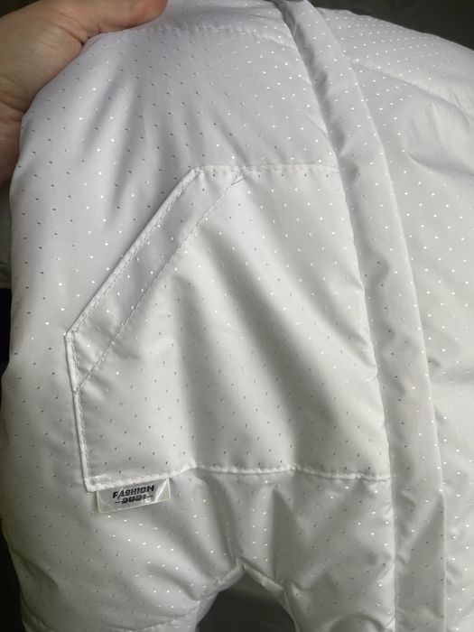 Комбінезон дитячий, зимовий, білий.