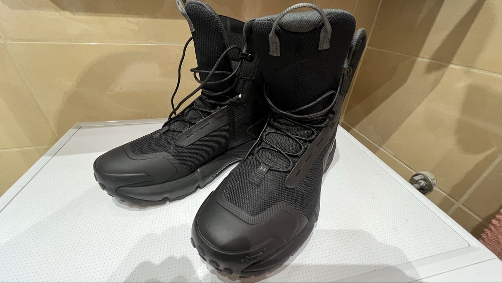 Buty taktyczne Under Armour Micro G Valsetz Vibram | Rozmiar 44 (28 cm)