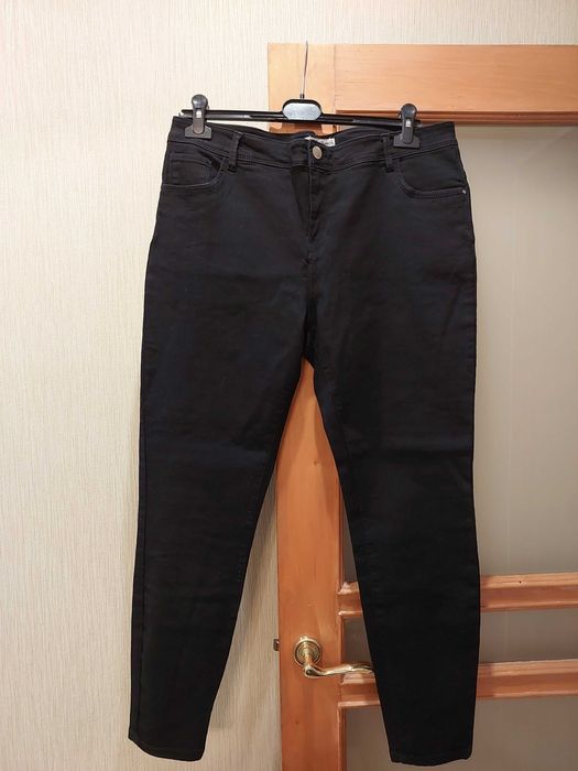 Джинси скіні жіночі,нові,розмір-52