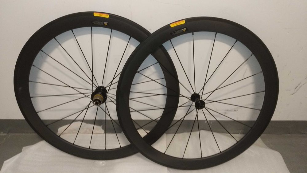 Koła szosowe CSC 50 mm karbon nowe stożek opona carbon