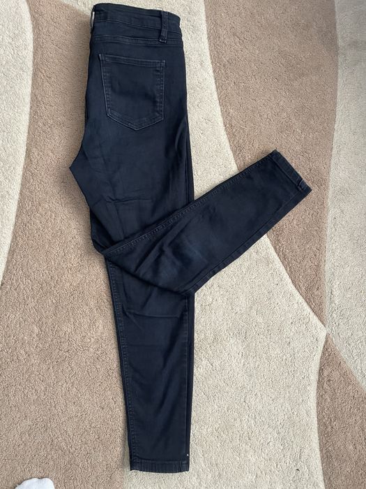 Джинси жіночі