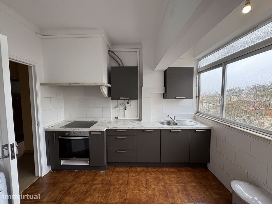 Quarto individual para Arrendamento – Setúbal | Avenida Jaime Cortesão