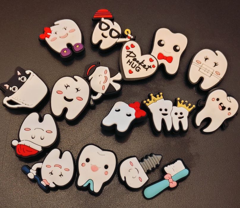 Crocs przypinki stomatologiczne, medyczne