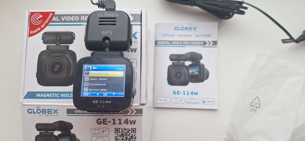 Відеореєстратор з GPS радаром GLOBEX GE-114E