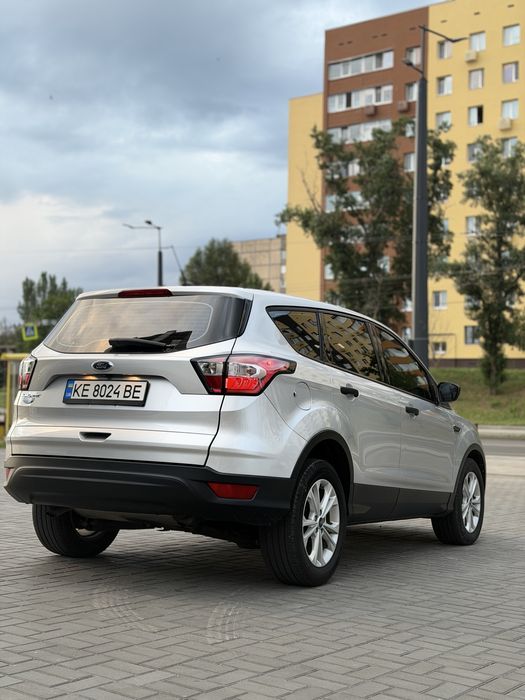 Ford Escape 2.5 2018 г. Форд Ескейп