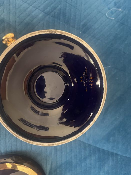 Terrina / Bomboneira Decorativa em Porcelana com Tampa – Azul e Dourado
