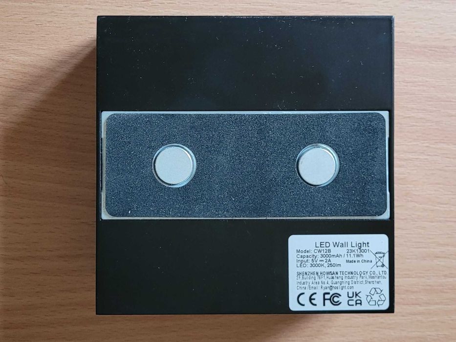 Kinkiet wewnętrzny LED USB na baterie z dotykowym ściemniaczem