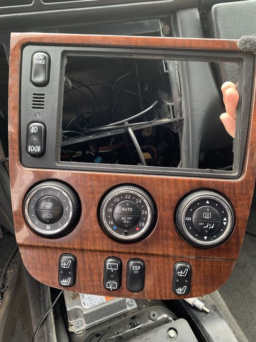 Центральна консоль блок клімату  mercedes ml w163 шрот!