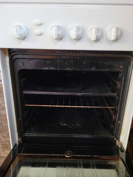 Газова плита з духовкою