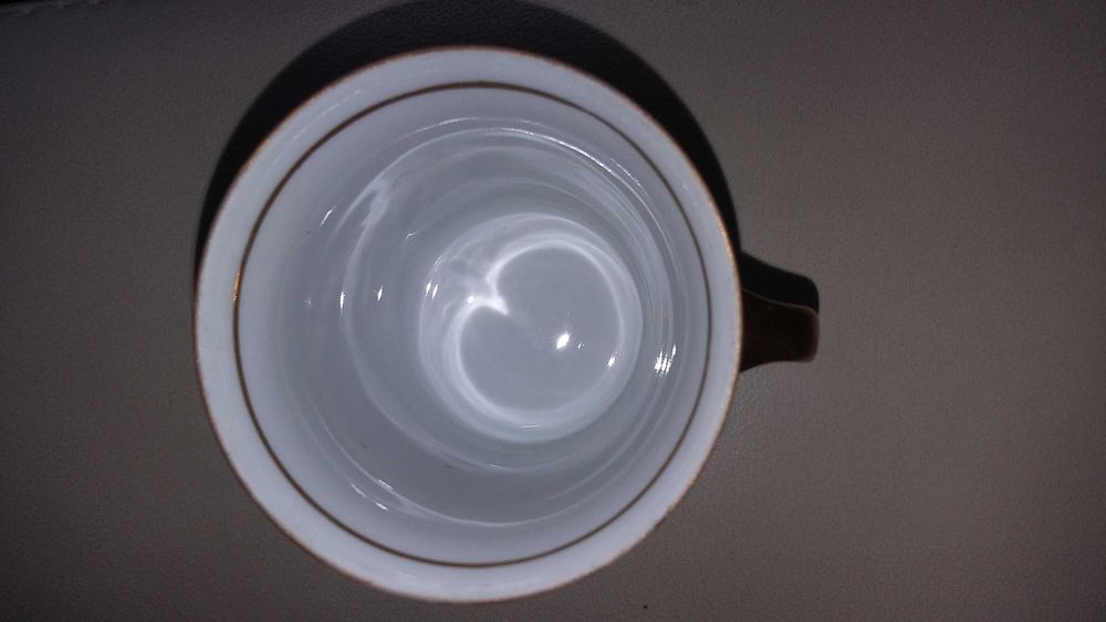 1960 r. Porcelanowa filiżanka z serwisu Ćmielów Krokus W. Potacki