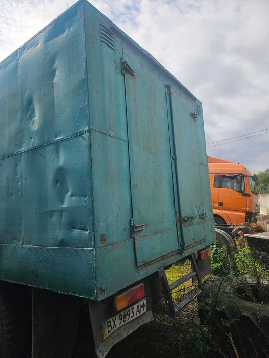 Автомобіль вантажний фургон ГАЗ-52