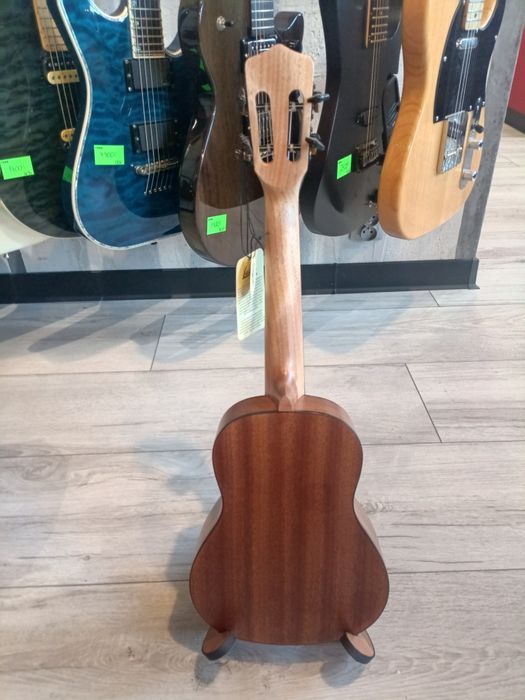 Ukulele Laila UDC-2303-S
