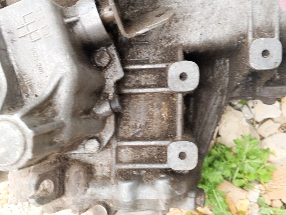 Коробка передач Опель кадет е 4х ступенчатая