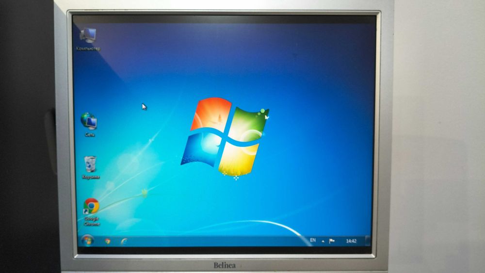 Компьютер+лицензия Windows P8Z77-V LX2 IntelCore i3-3220 3.3Hz 500/4ГБ