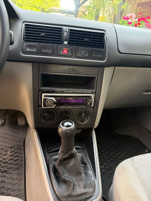 Golf IV 1.4 benzyna