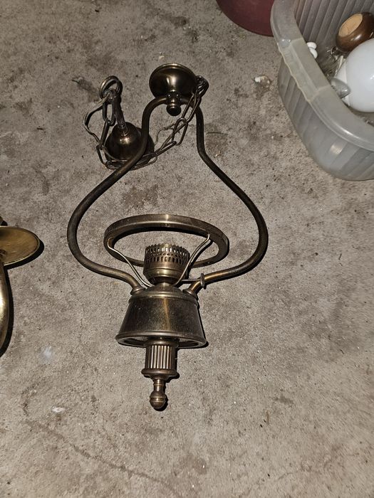 Diversos candeeiros para venda