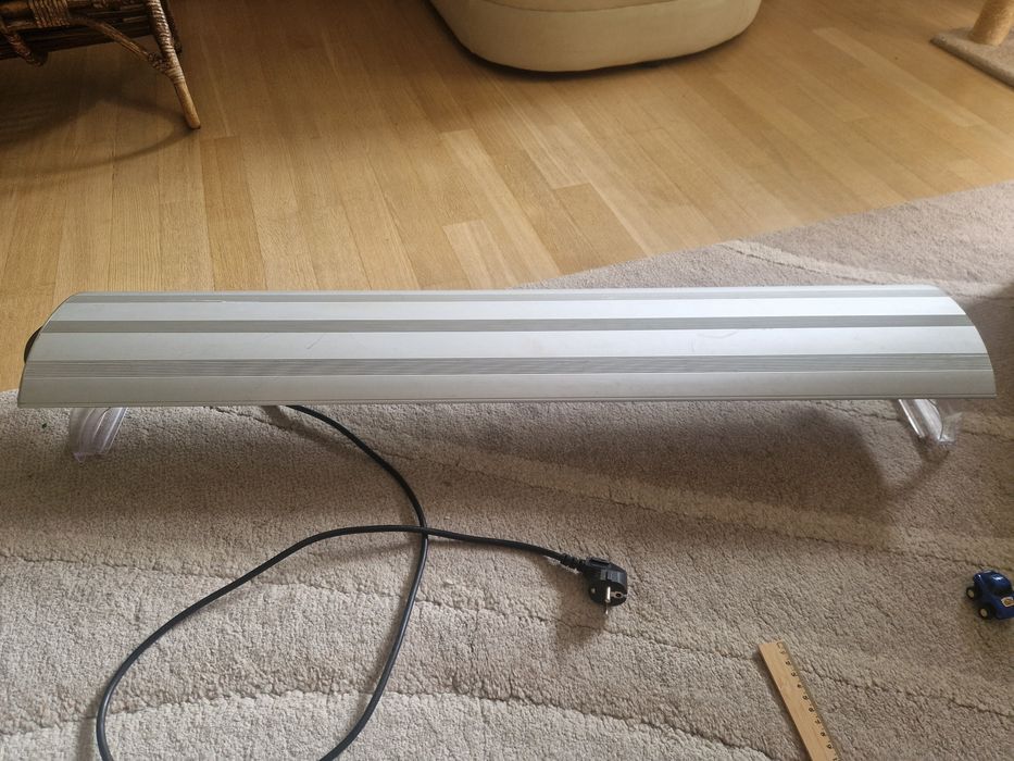 Lampa akwarystyczna