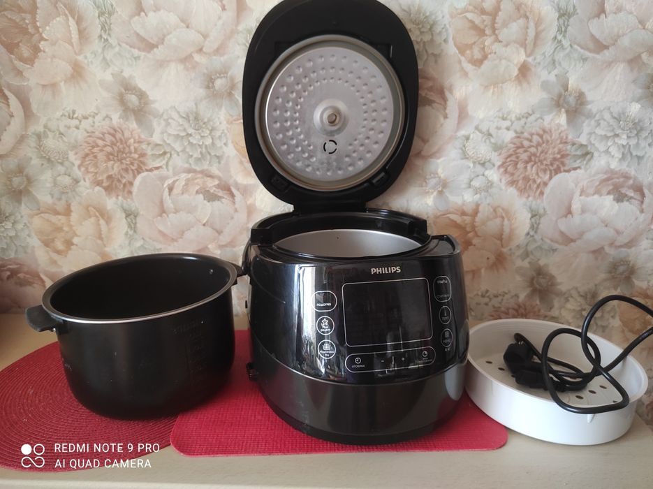 Мультиварка philips HD4749/70.
