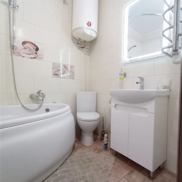 Новый год! Шикарные квартиры Сити-центр  2 и 4 этаж Почасово Ночь Сут