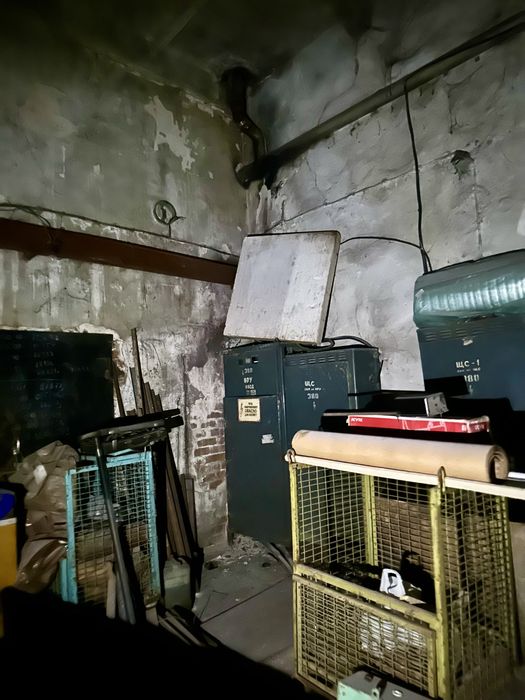 Приміщення з територією ПівнГЗК, Черкасова