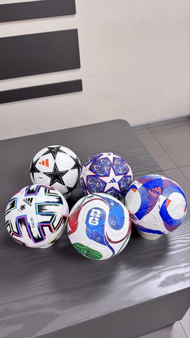 Футбольни М'яч Adidas  Розмір 4 розпродаж у і в одну ціни розпродаж залишків