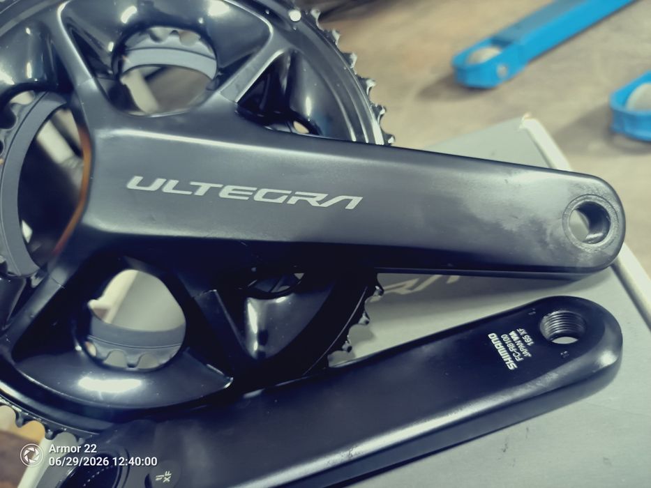 Pedaleira Shimano ultegra 165mm como nova
