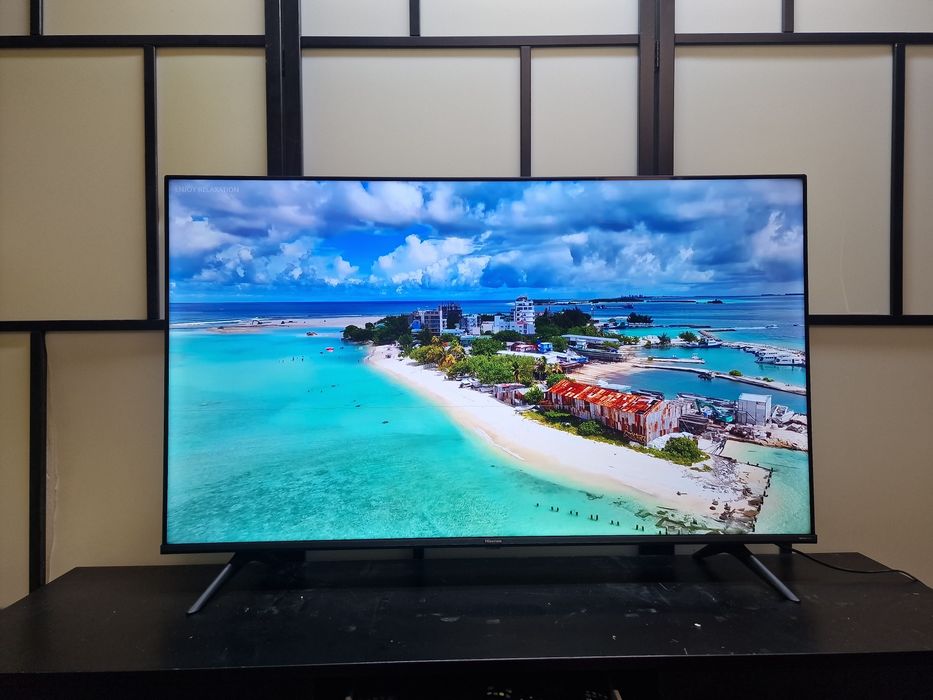 Hisense 50cali 4K UHD WADA SMART telewizor