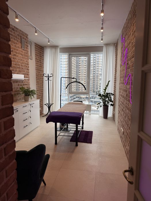 Оренда кабінету для косметолога, масажиста, тату-майстра / Оболонь