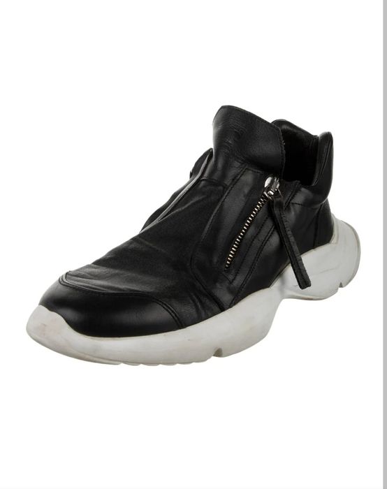 Шкіряні чоловічі  сліпони Cinzia Araia.