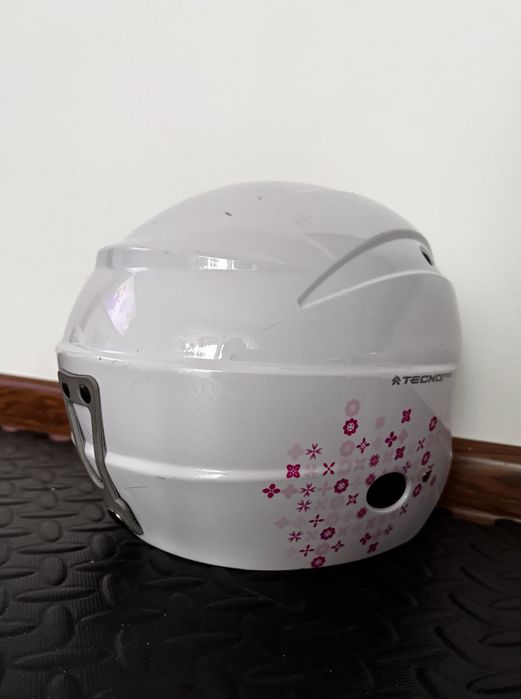 Kask narciarski TECNO Pro dla dziewczynki r. 52-54 cm
