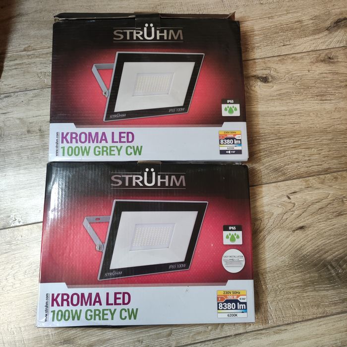 Nowe naświetlacze LED STRÜHM Kroma 100W, komplet 2 szt